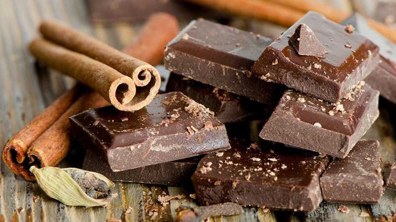 В Роспотребнадзоре рассказали о безопасной для здоровья порции шоколада