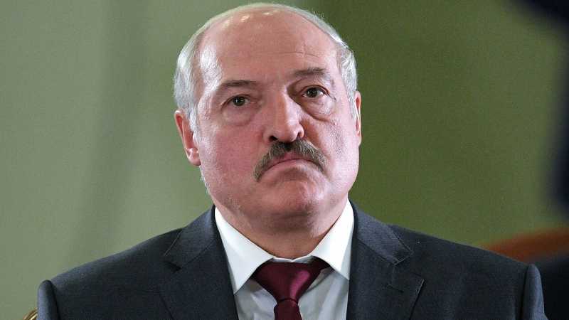 Лукашенко поручил объективно расследовать обстоятельства смерти Романа Бондаренко