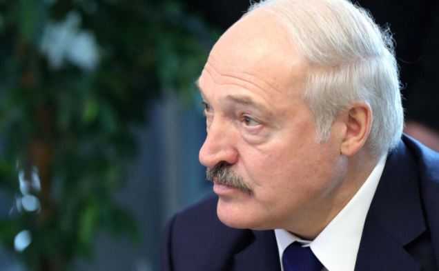 Лукашенко объяснил отказ прививаться от коронавируса