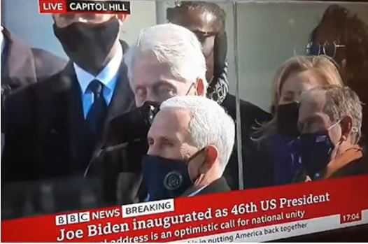 Билл Клинтон заснул во время инаугурации Байдена