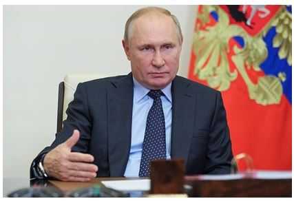 Путин назвал низкие доходы россиян главным врагом общества