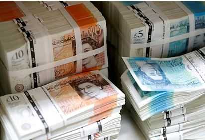 В Британии предсказали отказ от наличных денег