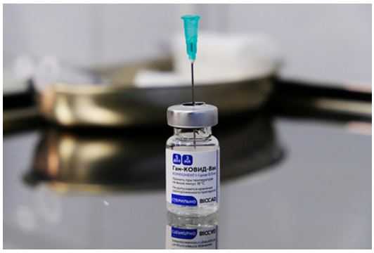 Bloomberg сравнил процесс вакцинации в Крыму и на Украине