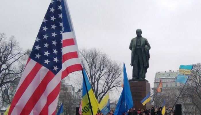 Вероятность вступления «проамериканской» Украины в ЕС оценили в Киеве