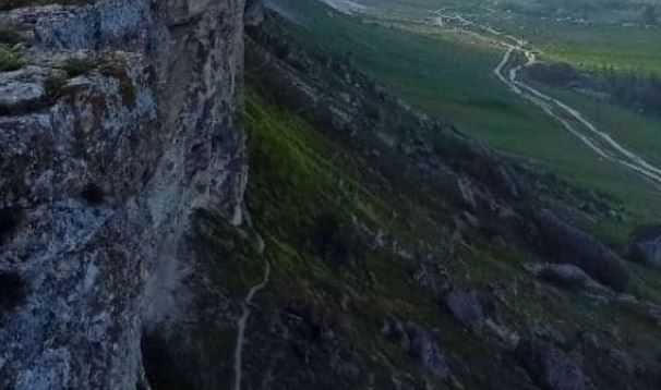 Турист сорвался с 80-метровой скалы в Башкирии и погиб